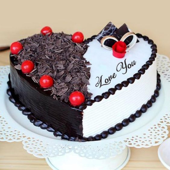 Heart Shape Chocolate Vanilla Cream Cake