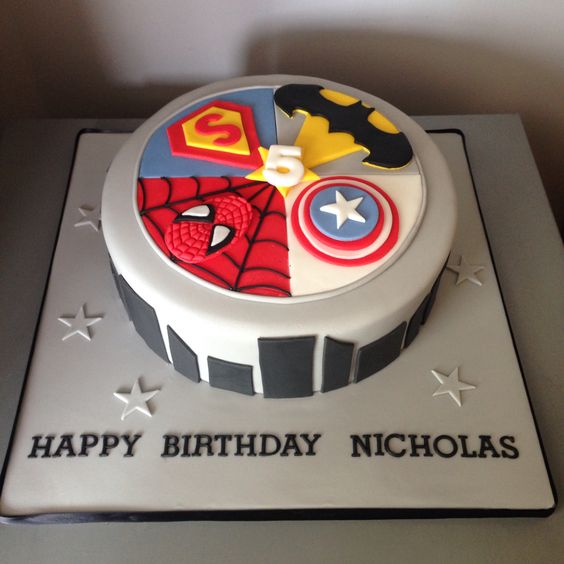 Superheroes United Theme Cake