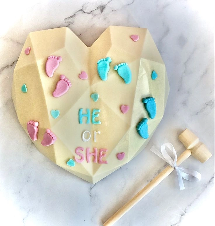 Pineapple Birthday Pinata Cake