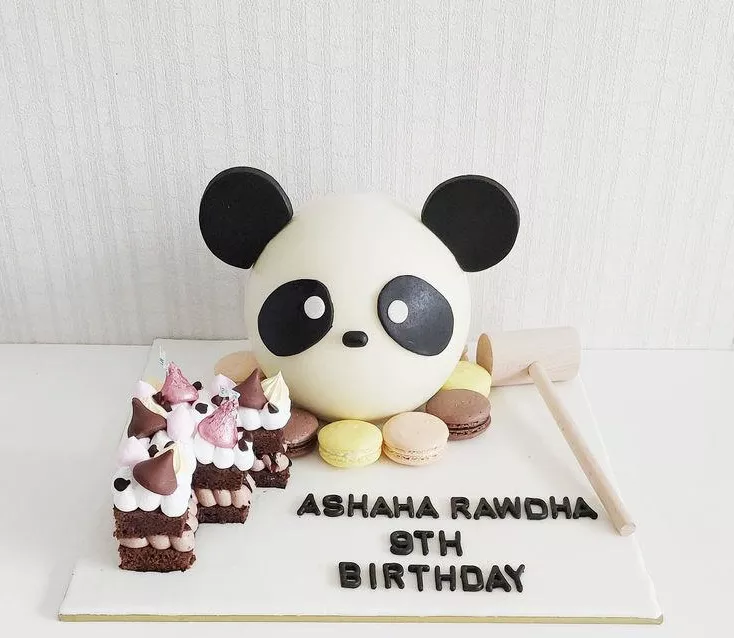 Choco Panda Pinata Cake