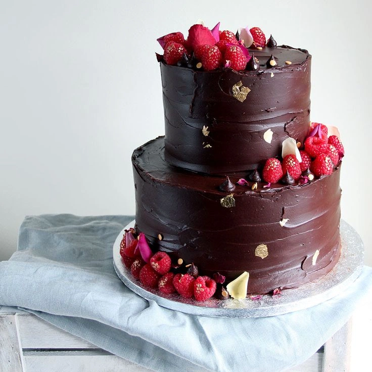 2 Tier Glossy Chocolate Cream Cake