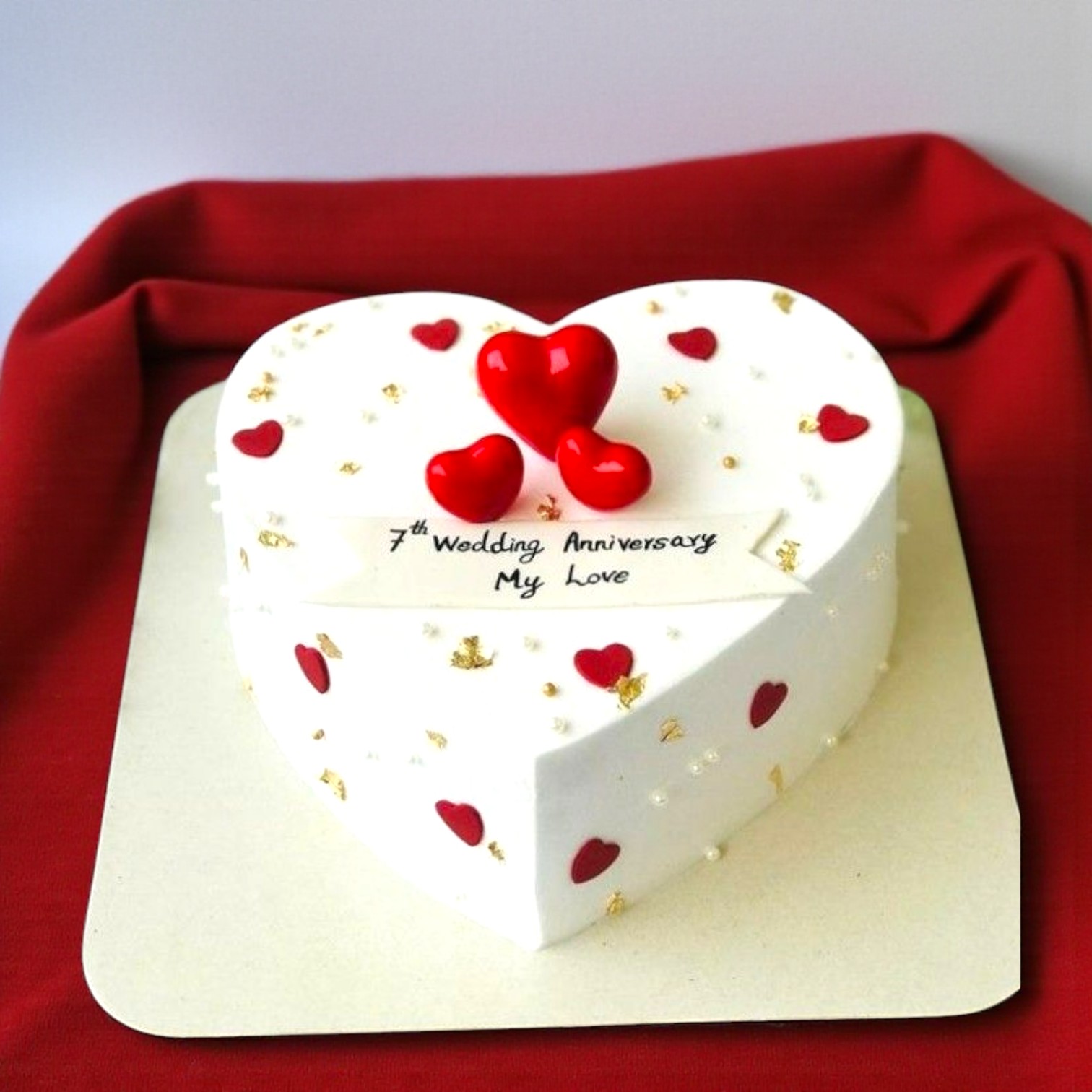 Perfectly Paired Anniversary Cake