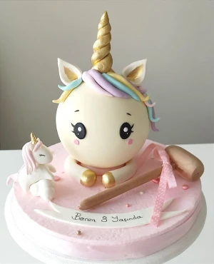 Adorable Unicorn Butterscotch Pinata Cake