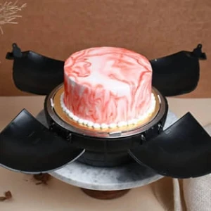 Abstract Design Strawberry Bomb Cake
