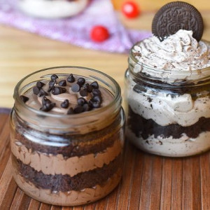 Chocochips And Oreo Jar Cake Combo